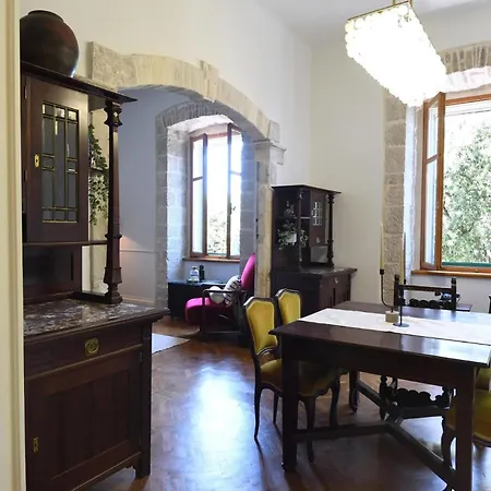 Historic Luxe * Ζαντάρ