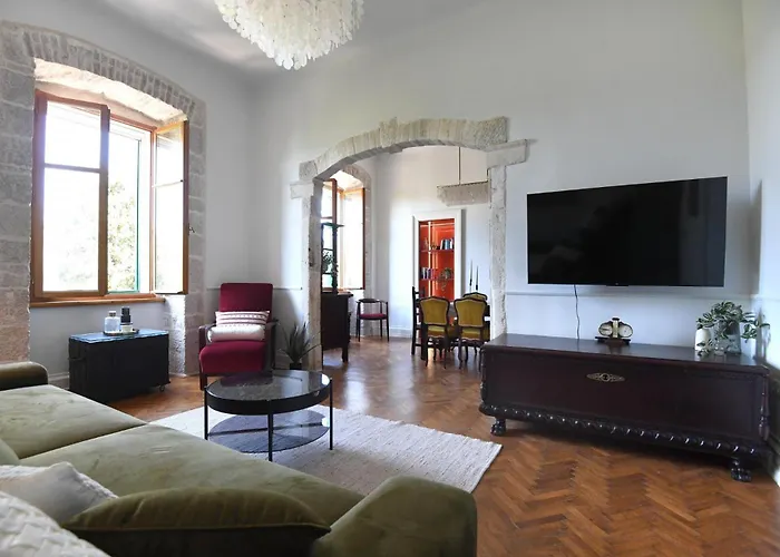 Historic Luxe