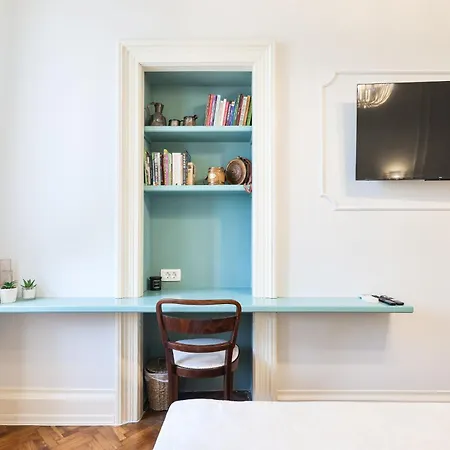 Historic Luxe Apartment